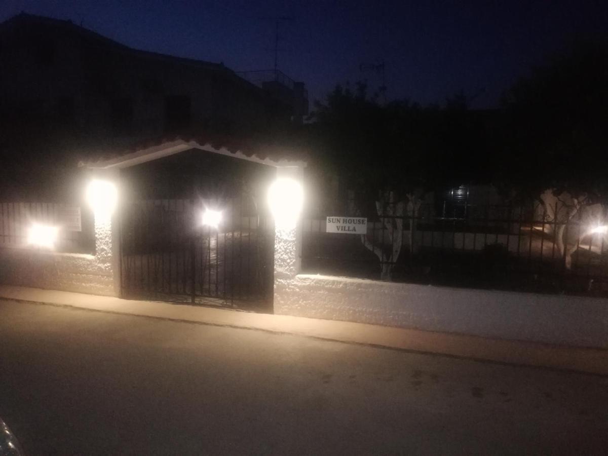 Sunhouse Vraháti Kültér fotó